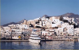 Sent to Naxos-Greece.NET by Mark Ellis